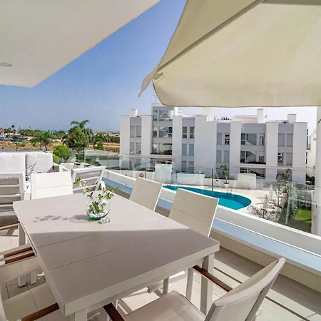 Appartement Lm111a- Modern Flat, Amazing Views Estepona