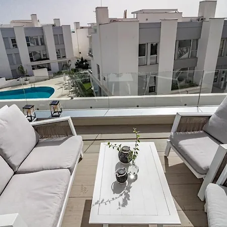 Lm11.1a- Modern Flat Amazing Views * 에스테포나