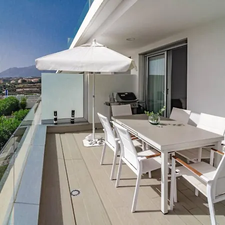 Lm111a- Modern Flat, Amazing Views Estepona