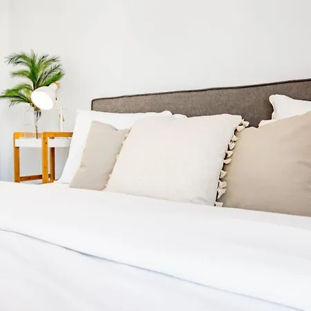 Apartment Lm111a- Modern Flat, Amazing Views *