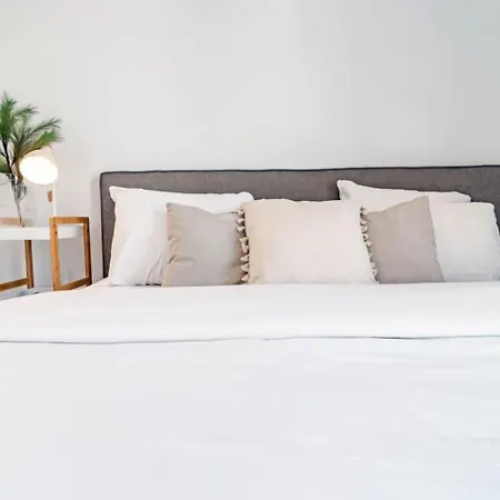 Lm111a- Modern Flat, Amazing Views Apartment Estepona