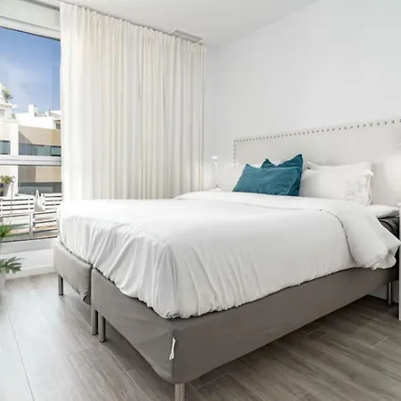 Lm111a- Modern Flat, Amazing Views Apartment