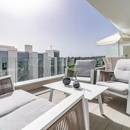 Lm111a- Modern Flat, Amazing Views
