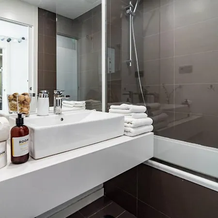 Apartment Lm111a- Modern Flat, Amazing Views Estepona