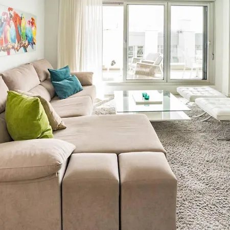 Lm111a- Modern Flat, Amazing Views Estepona